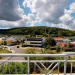 Groes-Einfamilienhaus-mit-ELW-2-Garagen-und-Hebebuhne-mit-toller-Aussicht-09022020_113337