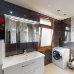 Modernisierte-45-Zimmer-Wohnung-4-Parkplatzen-und-Balkon-in-Nurtigen-09302020_222326