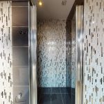 Modernisierte-45-Zimmer-Wohnung-4-Parkplatzen-und-Balkon-in-Nurtigen-09302020_222345