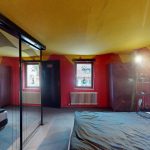 1. Schlafzimmer mit..
