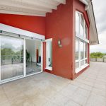 Ausgang auf die XXXL-Terrasse