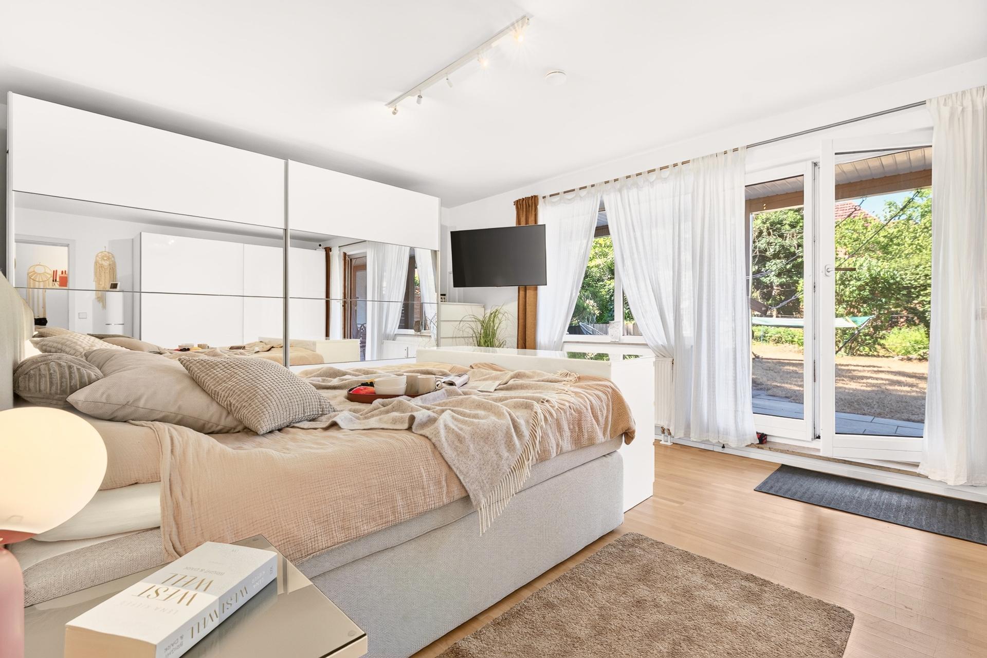 Helles Schlafzimmer