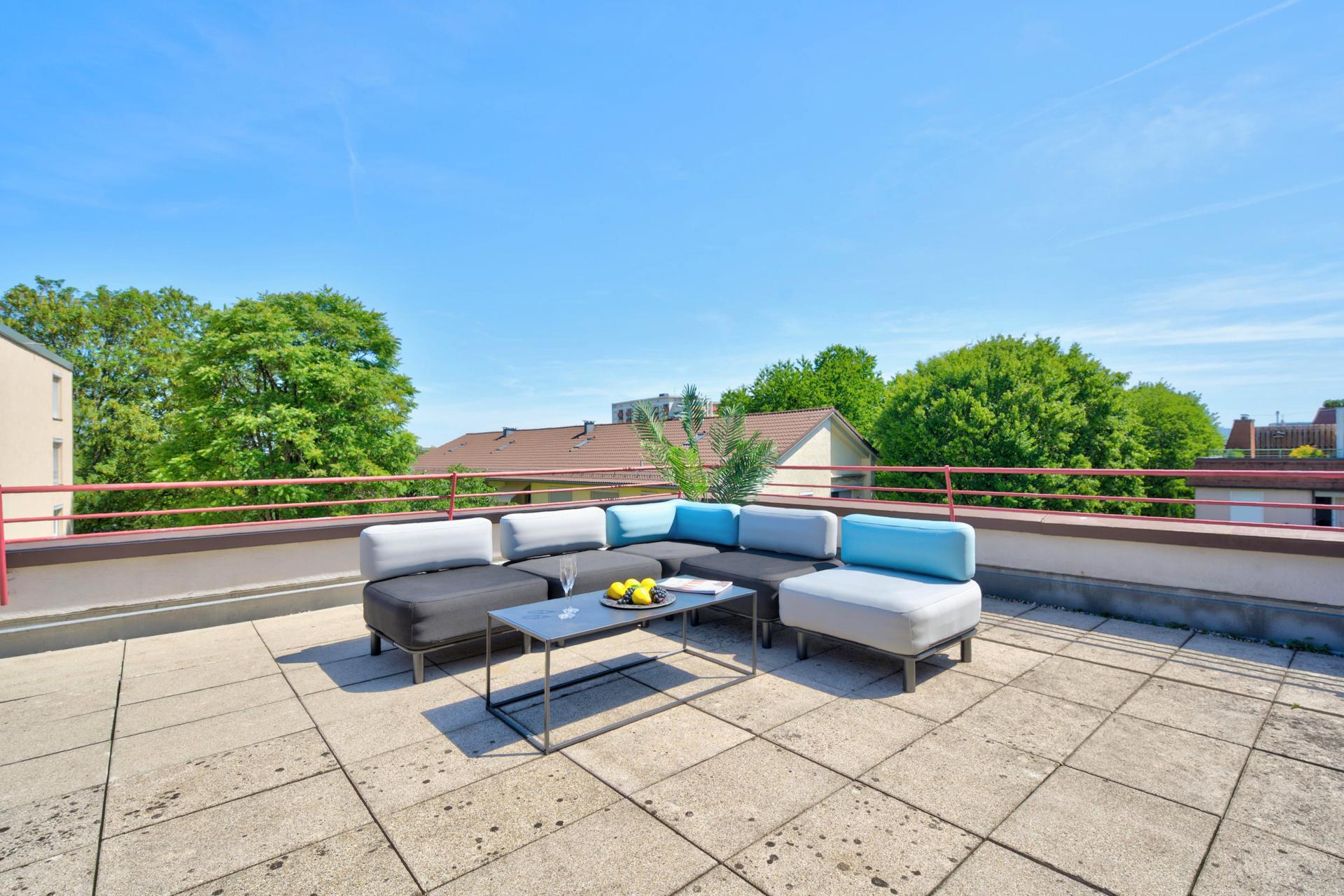 Riesige Dachterrasse