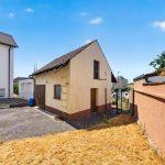 Scheune mit Garage