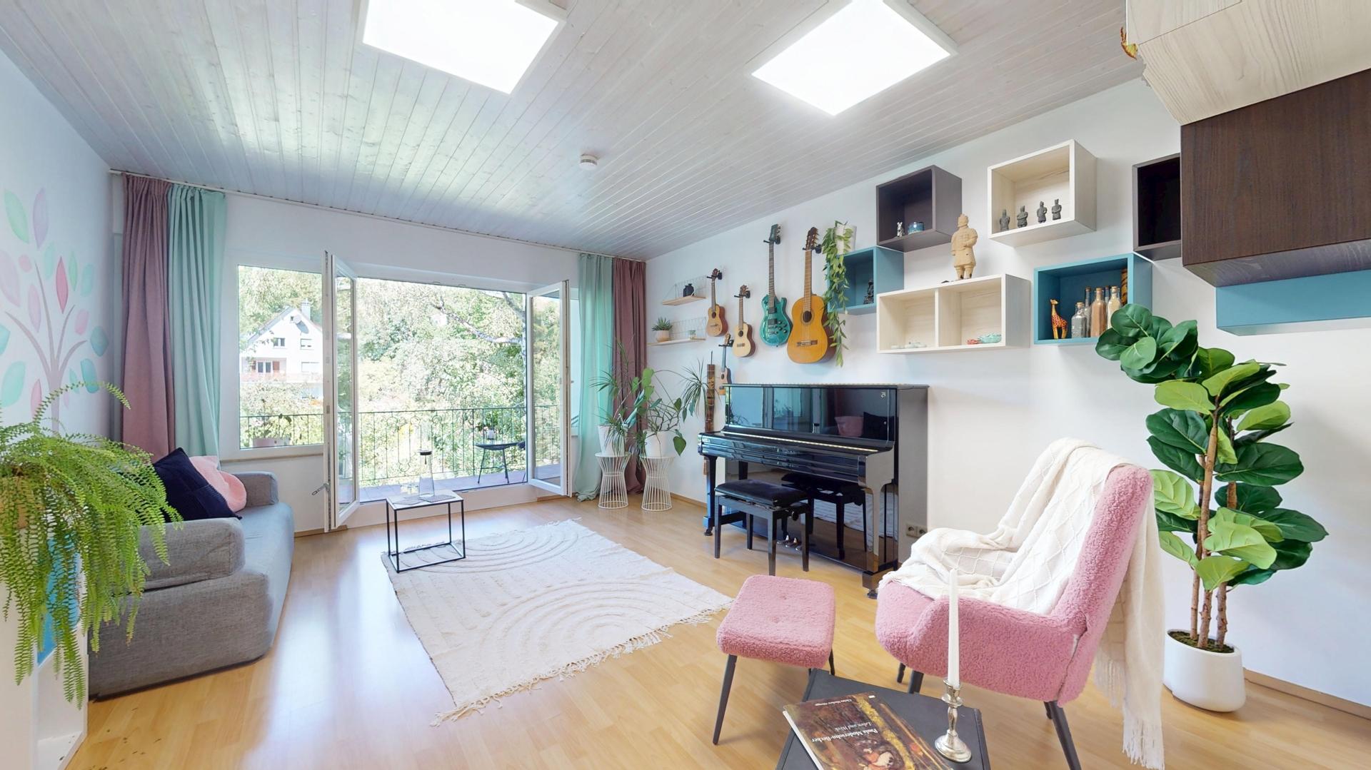 Helles Wohnzimmer